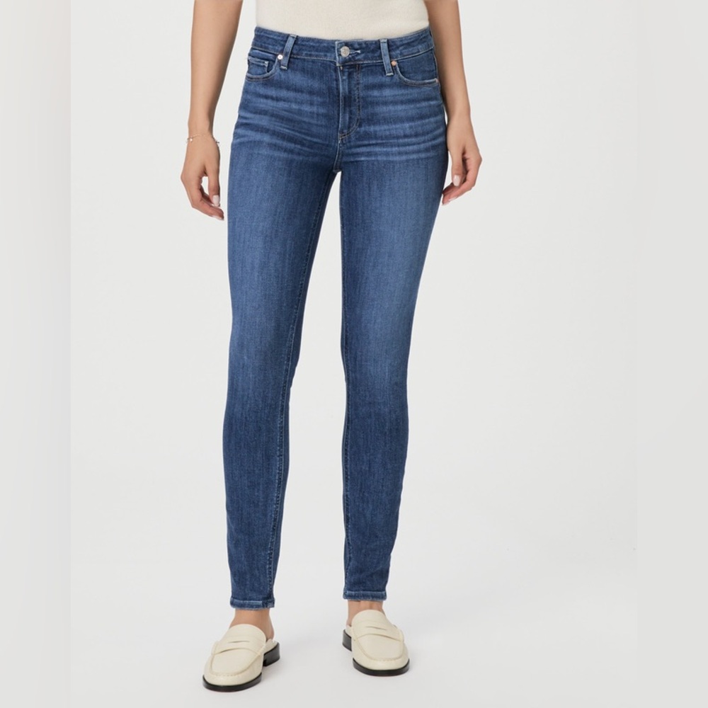 Paige Hoxton Ultra Skinny Dark Wash Denim High Rise 29” inseam size 28/6 Jeans